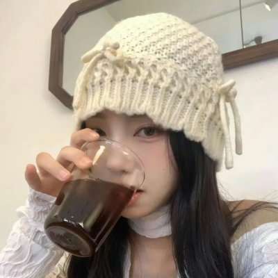 高墙之内的理发室